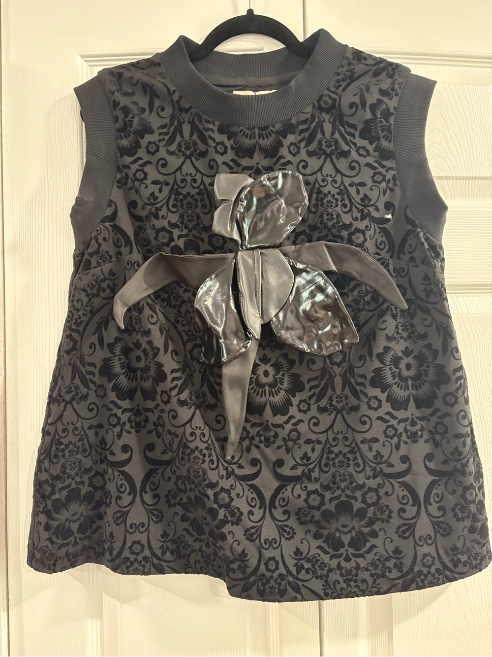 Girls Sleeveless Gray Floral Burnout Tank with 3D Bow